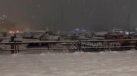 Arctic blast rocks British Columbia, Canada with 30 centimeters of snow