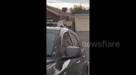 Storm batters Melbourne, unleashing hailstones onto vehicles