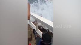 Seaside photoshoot goes incredibly wrong