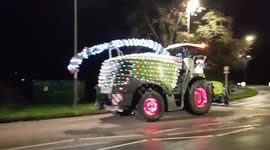 Newport dazzles with illuminated Christmas tractor run