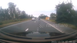 Lane hugger and Brake Check in a Philippines Highway