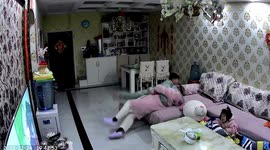 Teenage son catches mom as she faints with COVID-19