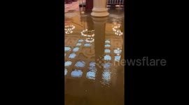 Burst pipe causes flooding at Ohio Statehouse