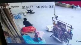 Man lean into sewer to rescue toddler falling underneath