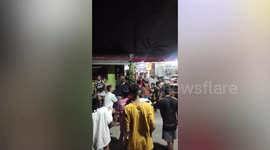 Clay pot smashes onto young lad's head in amusing pinata fail