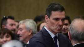 El presidente de España Pedro Sanchez  ha acudido este miércoles a la capilla ardiente para despedir  a Nicolás Redondo histórico secretario general de la  UGT, quien ha fallecido a los 95 años.
