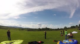 Landing after 4 hours in thermal flight with one arm