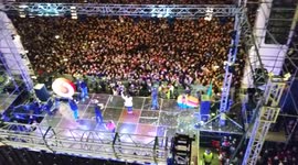 Spanish students hold massive early New Year's eve party