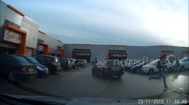 Shoplifter from a B&M store in Leeds (UK)