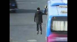 Police stops Yangzhou’s “floating man”