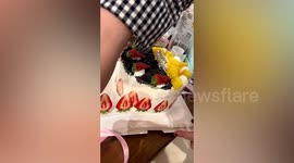 Chinese woman finds strawberries on her cake are fake