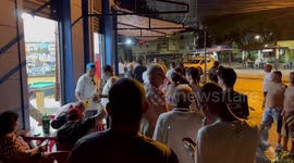 People standing in the line for Pele's funeral in Santos (SP), Brazil