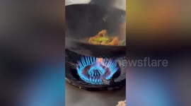 Creative cook makes two-in-one take-out containers for eating and drinking simultaneously