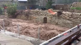 US: Ongoing Storm Causes Flash Flooding, Swollen Creeks In California 5
