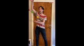 It's Outlandish, Crazy & Scary to Watch - Juggler performs with sharp machetes