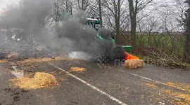 3.1.23 Polizei räumt eine Brennende Barrikade in Lützerath Deutschland