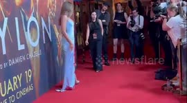 Actress Margot Robbie attends Babylon Australian Premiere