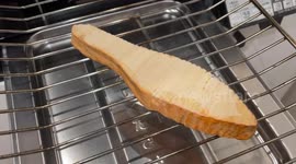 Japanese artist carves wood sculptures that look like real food