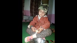 Kid falls asleep while eating