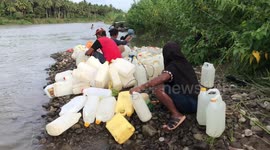 Residents of West Sulawesi Survive on Clean Water from Renggeang River