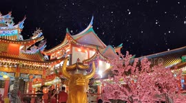 Gorgeous view of 'snowing' at Temple in Malaysia, prayers and visitors are so excited to witness it