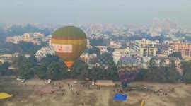 India hosts hot air balloon festival in ancient city of Varanasi