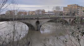 The level of the Volturno river rises in the city of Capua. The heavy rainfall and the abundant rains that have hit the Campania region have raised the level of the Volturno River, causing flooding, overflowing and inconvenience to the population througho