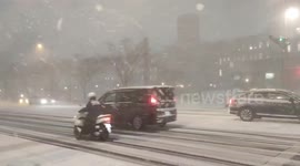 Heavy snow batters commuters in Kyoto, Japan
