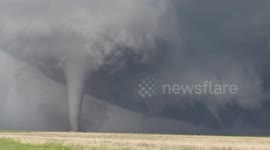 Twin Tornadoes in Kansas