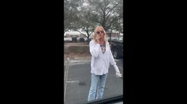 Houston Karen trys to park herself