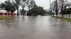 Houston man documents damage, floods as reported tornadoes tear through Texas