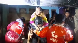 Joint Rescue Team for the Evacuation of Two Elderly Victims of the Batu Rotten Flash Flood, Padang City, West Sumatra