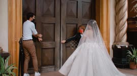 Jammed church doors delays bride in funny wedding fail
