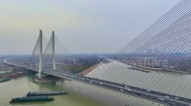 A Large Number of Vehicles Run Slowly on The Changchun-Shenzhen Expressway in Huaian, China