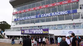 Jet Dark wins 2023 Cape Town Met horse race