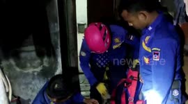 The Heroic Action of Indonesian Padang City Firefighters Saves a Cat in a Well