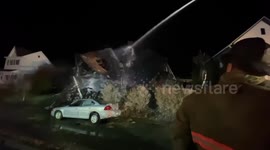 Building collapses after firefighters extinguish blaze in Pennsylvania
