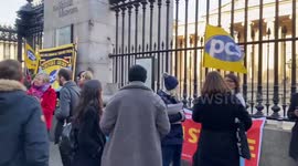 PCS general secretary Mark Serwotka joins picket outside the British Museum