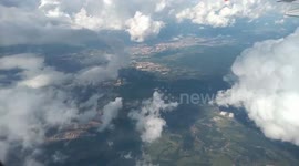 Viagem de Avião sobrevoando cidades brasileiras muito boa essa viagem