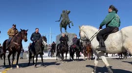 Greek city turned into a horse salon as dozens of horses galloped proudly through Thessaloniki