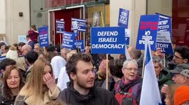 Israelis rally in London against Netanyahu government's plans to limit judicial independence