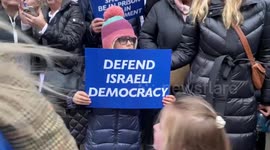 Israelis rally in London against new Israeli government's plans to limit judicial independence
