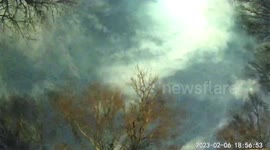 Meteor illuminates sky as it flies across Arkansas
