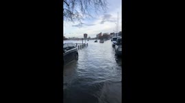 Car starts floating down river Thames