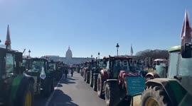 Huge amount of tractors in Paris, France