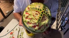 Chef sculpts incredible 3D-looking hearts and flowers on watermelon to give as Valentine's Day gift for girlfriend