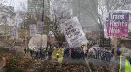 Protesters clash over Tate Britain’s Drag Queen Story Hour in London