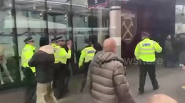 Fan arrested for knocking out Chelsea fan with single punch before game