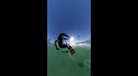 Kitesurfing jump by kitebeach blouberg with a 3de person view, using insta360