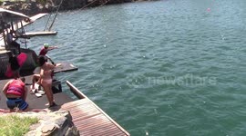 Wakeboarding, wakeski, cableski FAIL when i tried to backflip and fell upside down